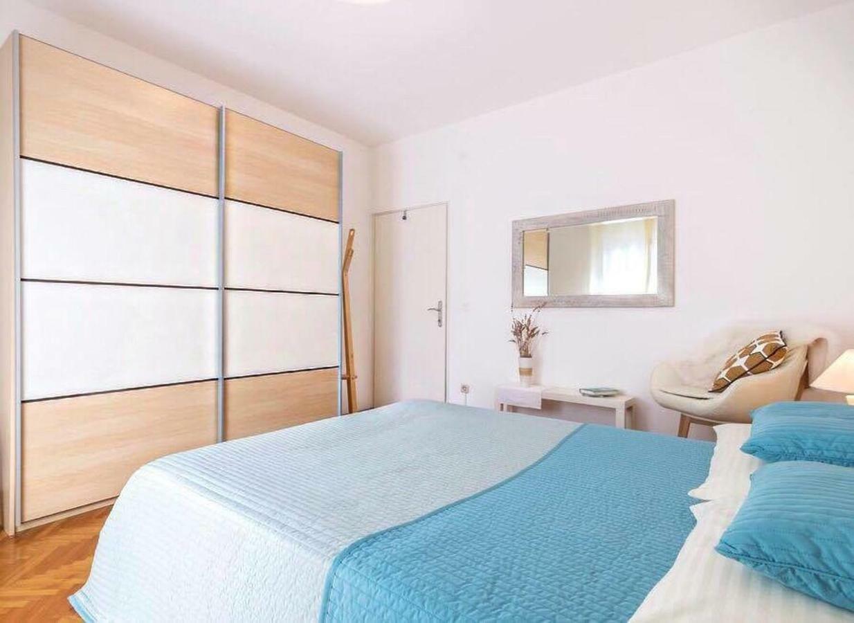 Apartman Eta Apartment Pula Exterior foto